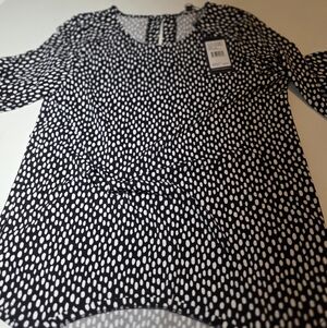 Adrianna Papell Black and White Patterned Blouse